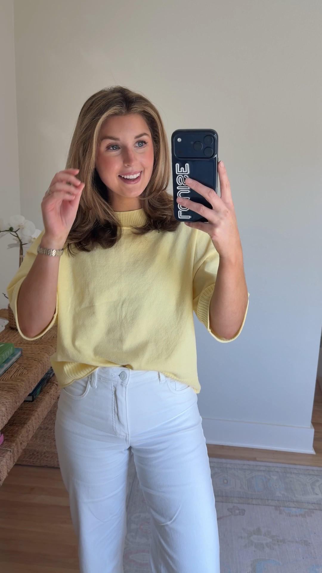 OOTD today! Wearing a S in sweater and 0 in jeans, code LOUISE15 for 15% off jeans!