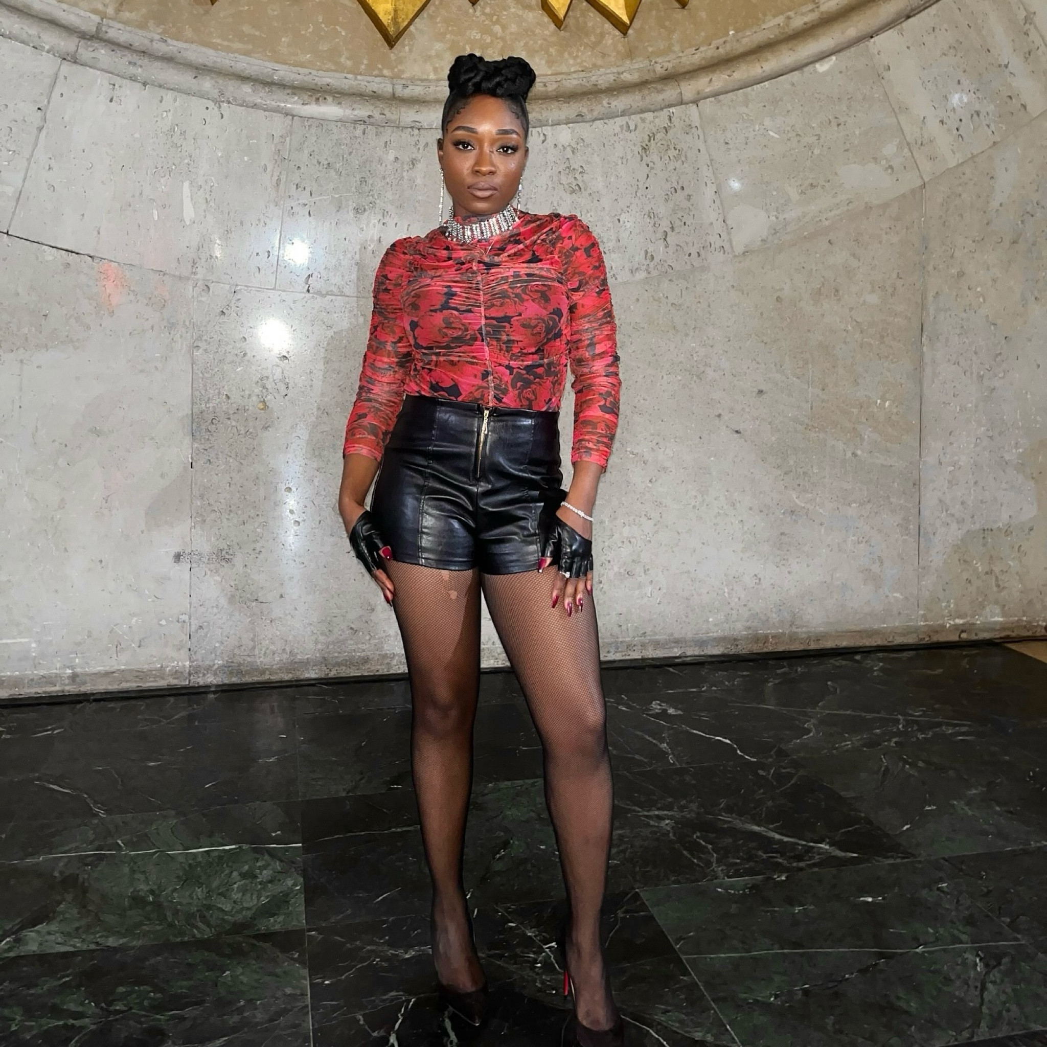 🥀💋
•
#dallasfashionweek #stepboutme #bigstepper #luxurylifestyle #personalstylist #ootn #BigAK

#LTKSaleAlert #LTKFindsUnder50 #LTKHoliday