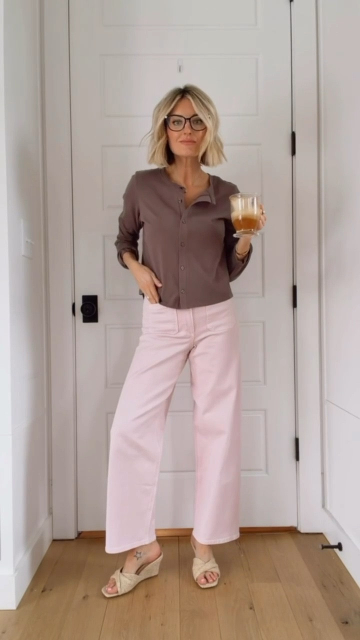 How cute are these pink jeans?! They’re under $50! Wearing S/4.

Loverly Grey, Target find, Target fashion, spring fashion, spring outfit ideas, pink jeans, pink denim, pink pants 

#LTKSeasonal #LTKootd
