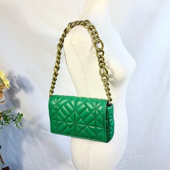 Zara Kelly Green Quilted Flap Shoulder
Bag Gold Chain Strap💚 | Poshmark