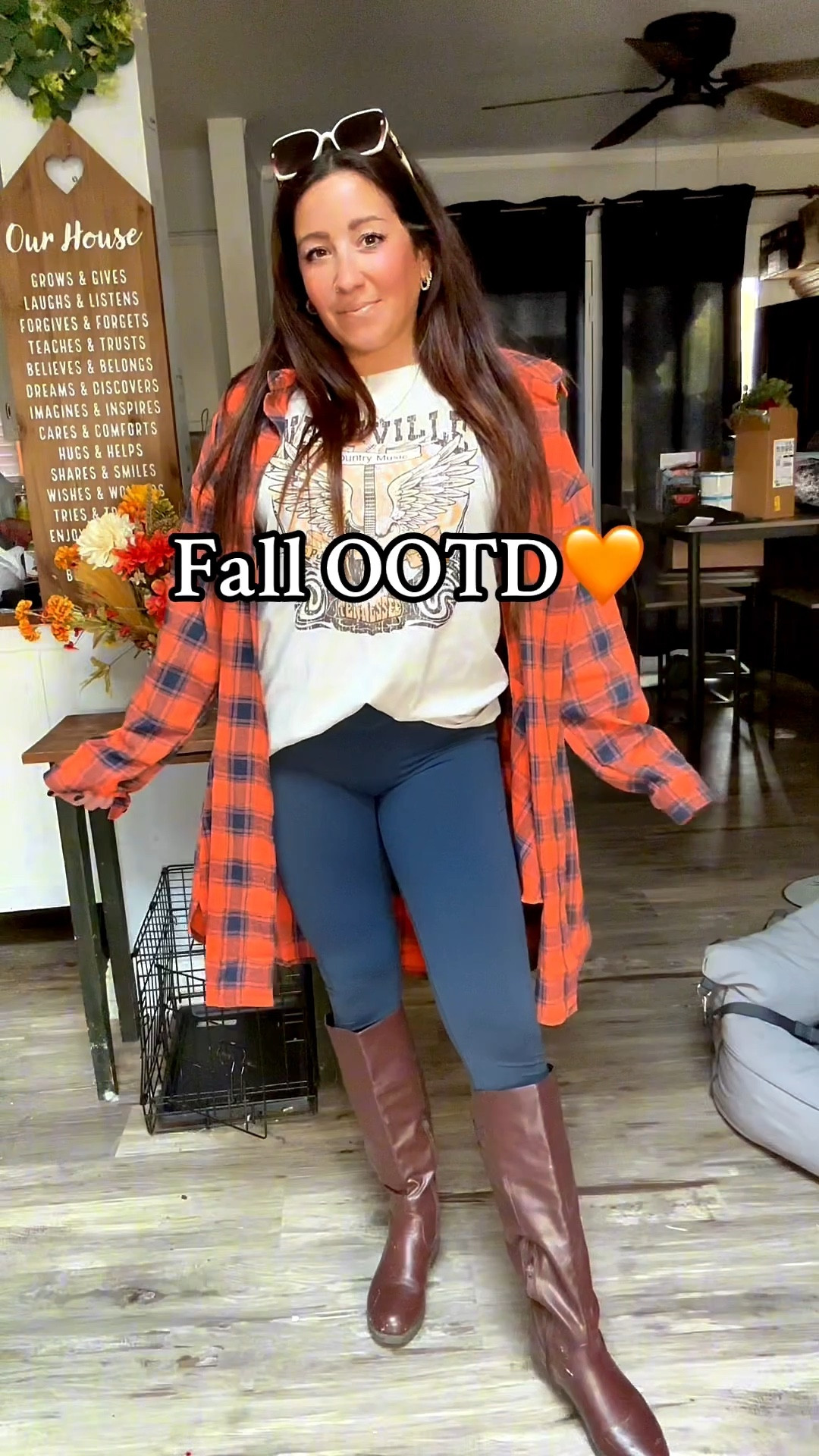 One of my favorite fall outfit picks is this long oversized flannel from Blooming Jelly! Love love love this color for falls but there are other cute colors to choose from too! 😍
#ootd #ootdinspo #fashion #womensfashion #fashioninspo

#LTKStyleTip #LTKFindsUnder50 #LTKSeasonal