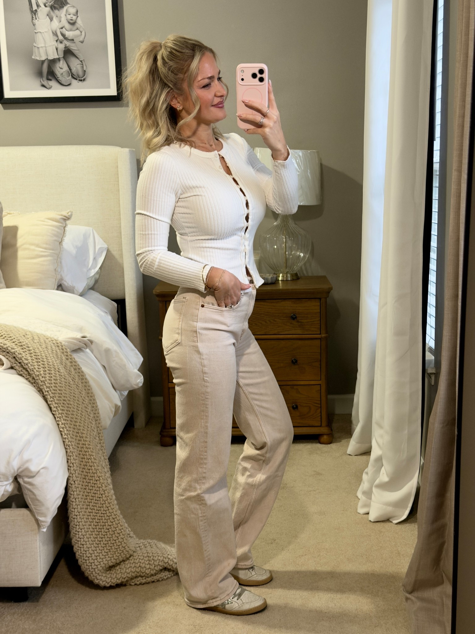 Wearing a small in top 

#LTKmomlife #LTKootd #LTKTall