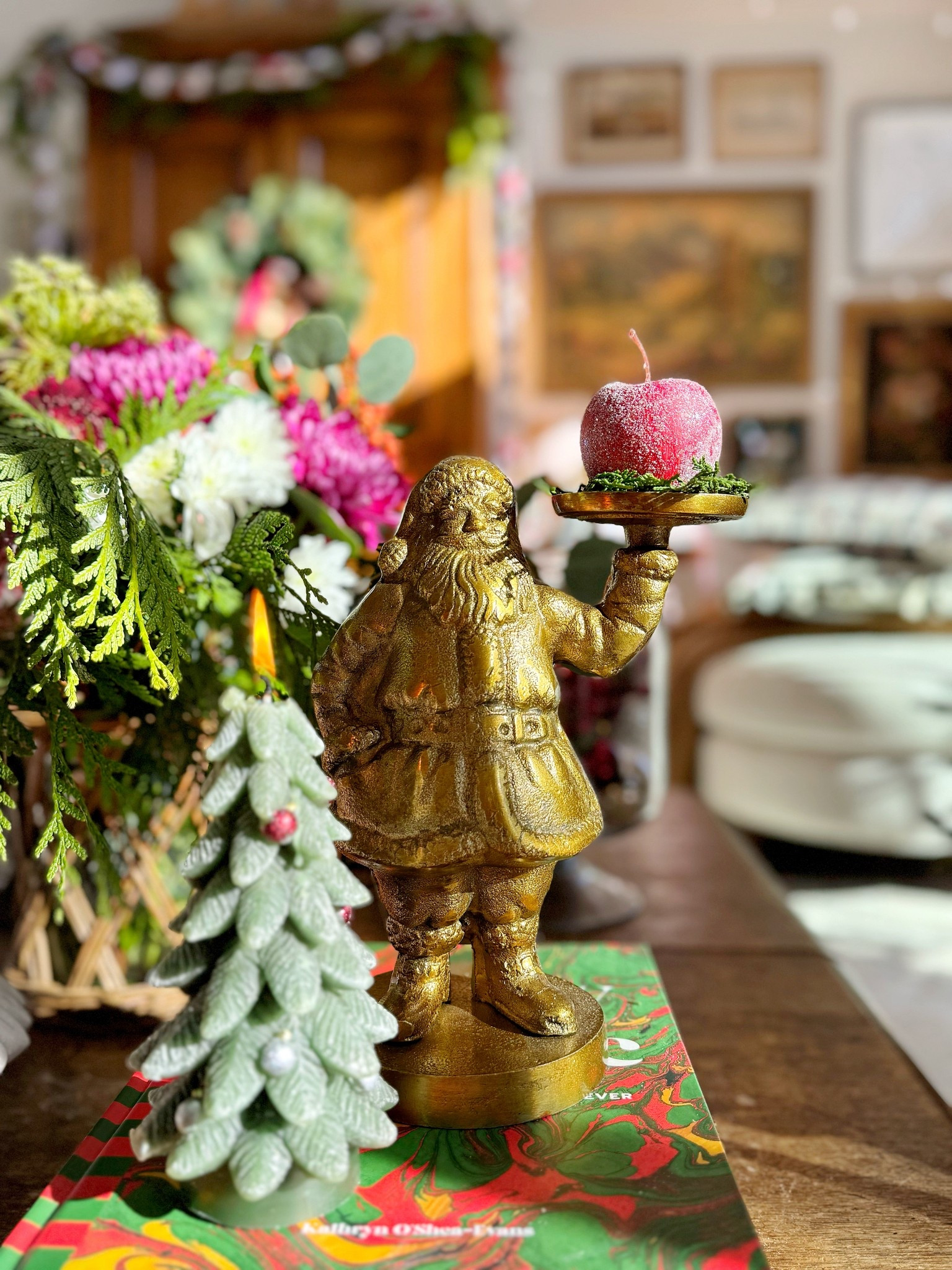 Shop theeeee cutest Santa you ever did see!!!!😍😍😍😍😍❤️

#LTKHoliday #LTKHome #LTKFindsUnder50