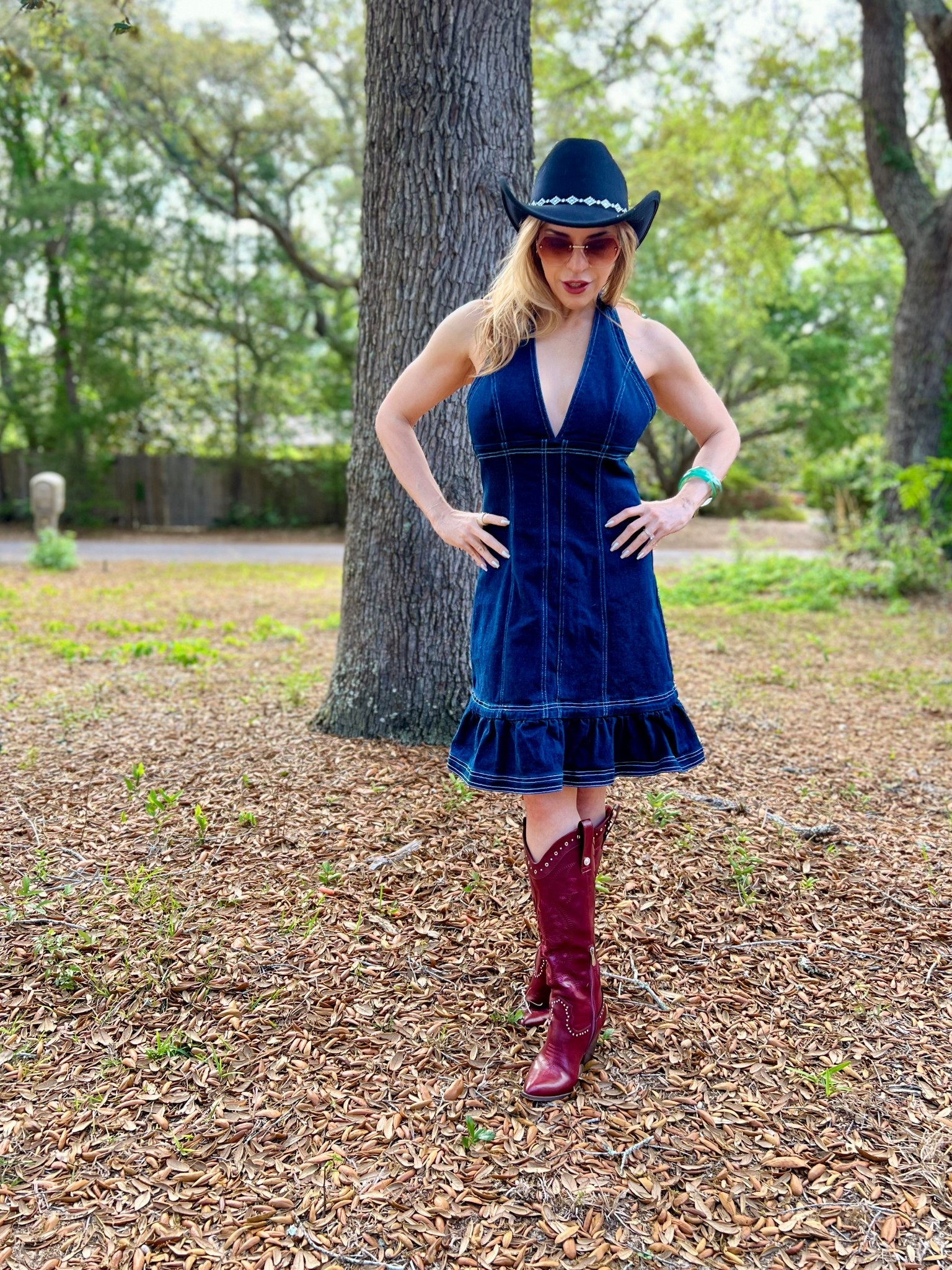 A good denim dress is a must have. Dress up or down, make it trendy, or simply wear with your favorite cowboy boots. It’s an all time classic. Left you a few of my favorites. Click to shop! 

#LTKMothersDay #LTKootd #LTKFestival