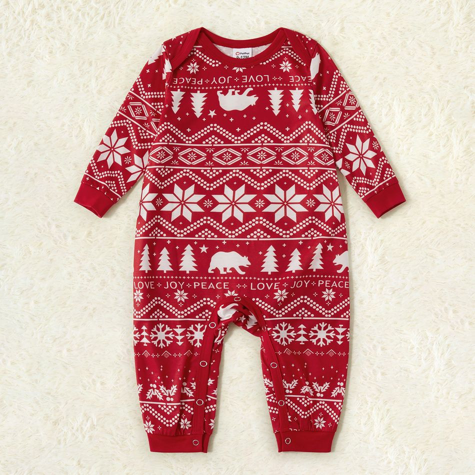 Traditional Christmas Print Family Matching Pajamas Sets (Flame resistant) Only $8.39 PatPat US | PatPat