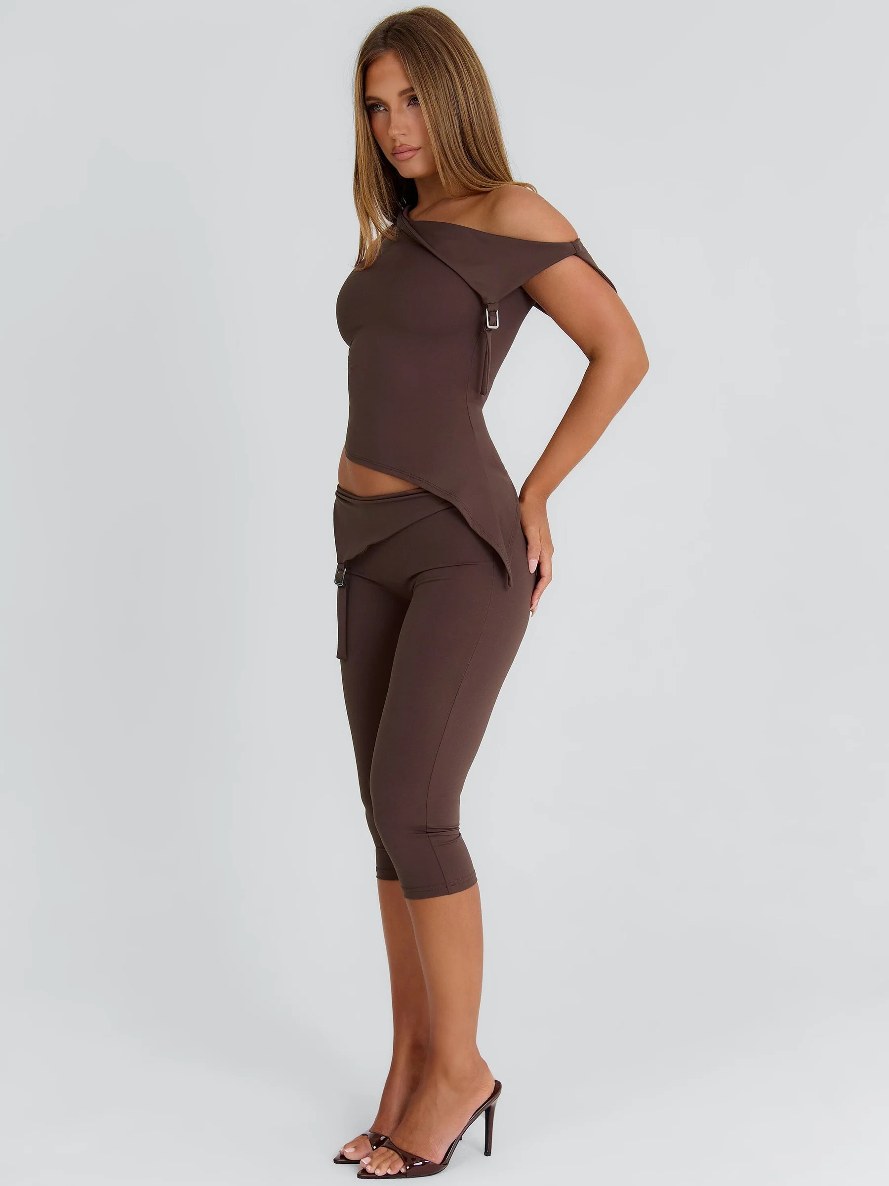 JULIETT TOP CHOCOLATE | Outcast (US & UK)