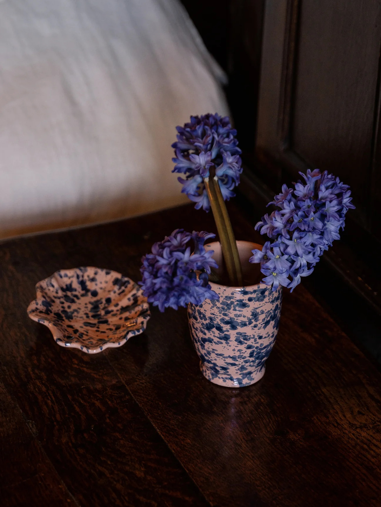Splatter Coquillage Handcrafted Ceramic Shell Dish | Sharland England by Louise Roe | Sharland England