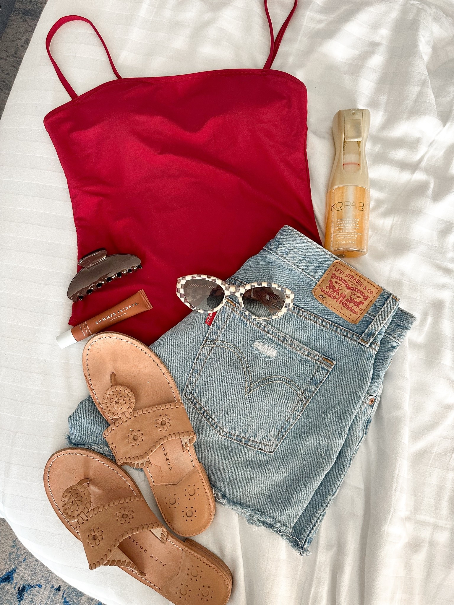 Low effort. High detail  

#LTKFindsUnder100 #LTKFindsUnder50 #LTKgrwm