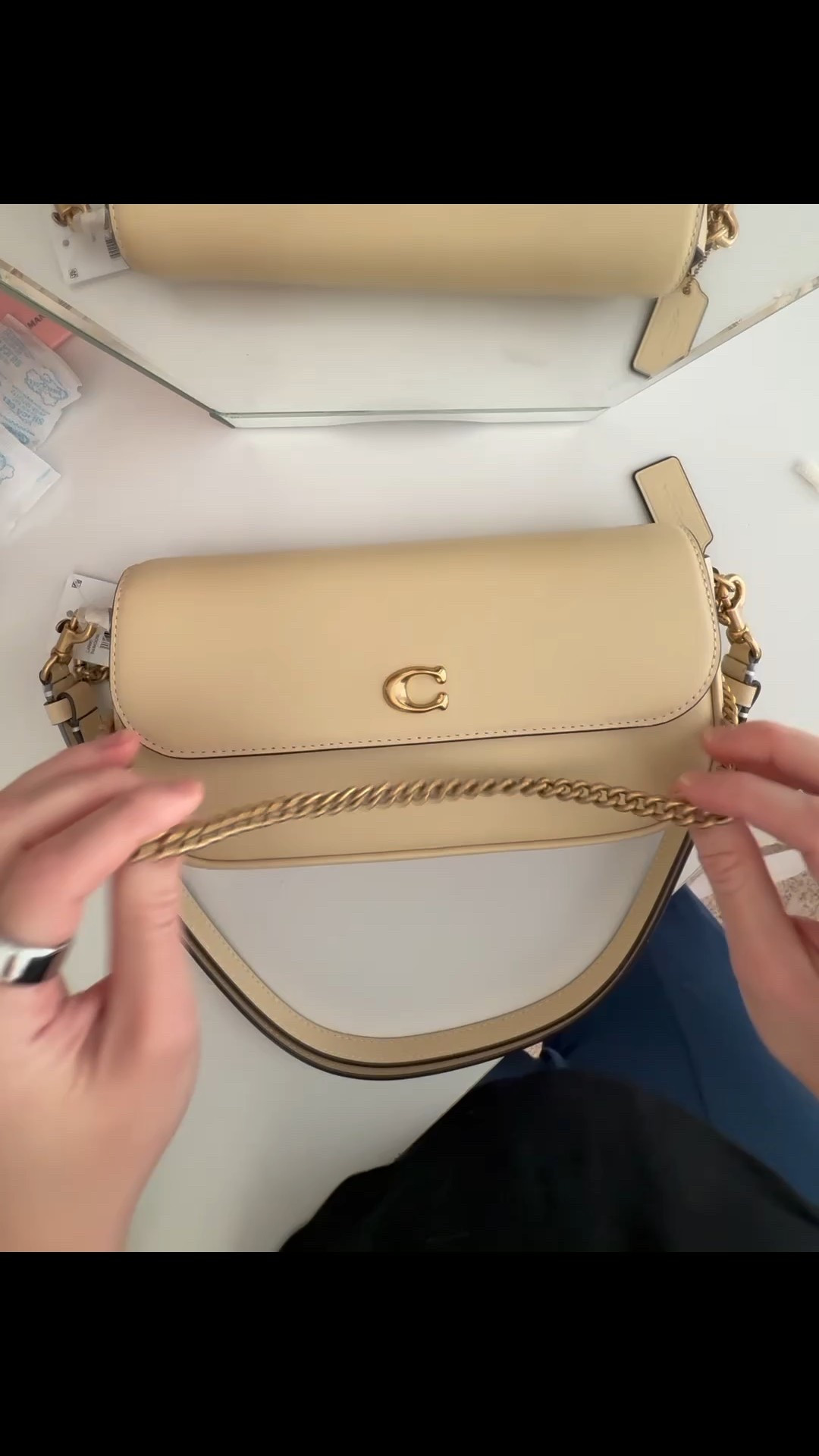 Prettiest little bag for spring 😍 this coach bag is a gorgeous shade of pale yellow ! 
Coach Brook Leather Flap Chain bag in color moonlight 
Moonlight Coach bag 

#LTKStyleTip #LTKItBag #LTKSeasonal