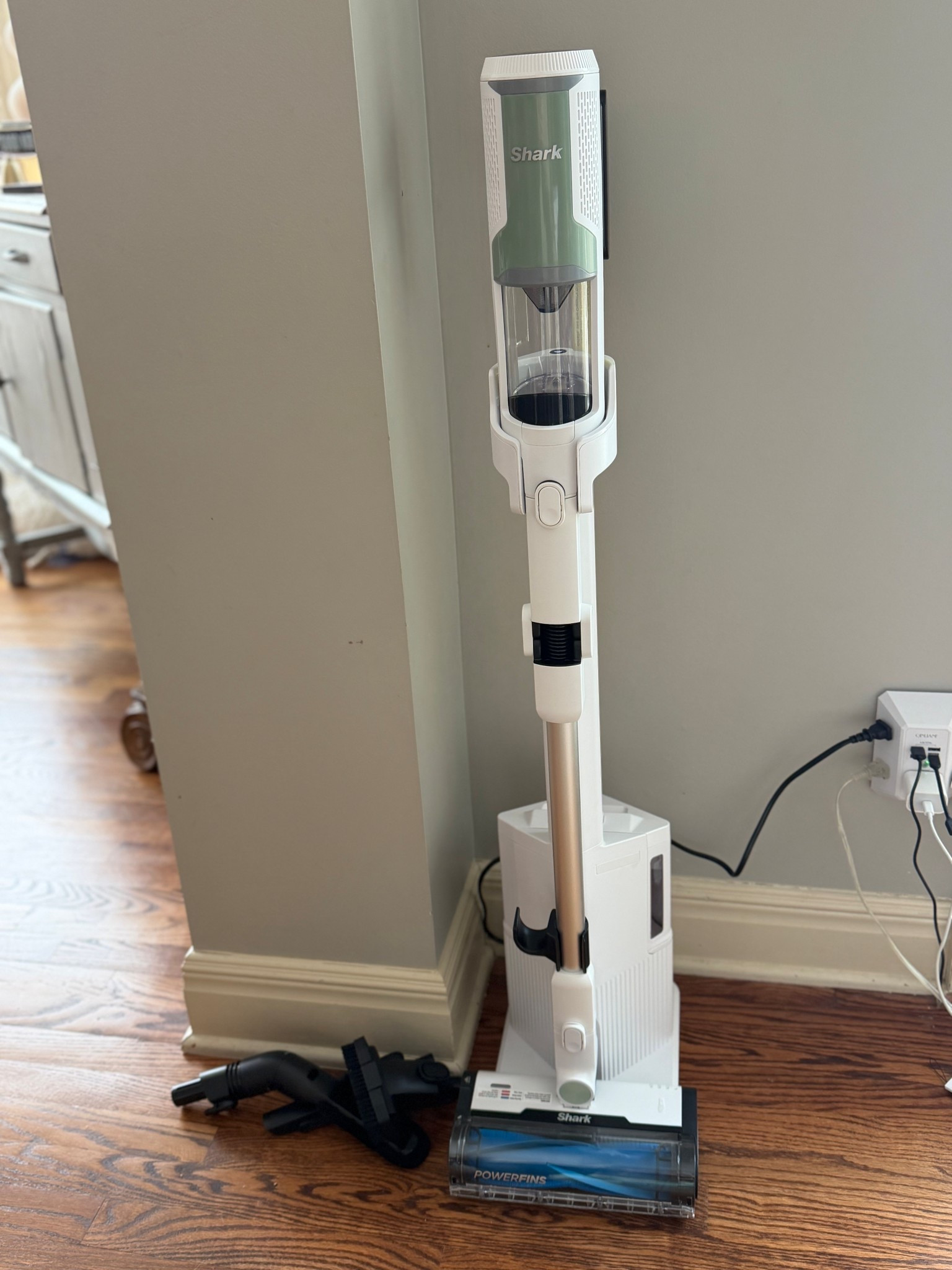 Meet the vacuum that works smarter than you do.

The Shark Clean & Empty Cordless Stick Vacuum automatically adjusts to your floors, reaches where dirt hides, captures allergens, and empties itself into a sealed base that holds up to 30 days of debris.

Powerful. Lightweight. Hands-free clean.
This is what next-level cleaning looks like.

🦈✨

2/1 - 2/5: $20 off $40 - WELCOME20

2/6 - 2/28: $15 off $35 - WELCOME15

#LoveQVC #ad 
@SharkHome @QVC 

#LTKOver40 #LTKdayinmylife #LTKHome