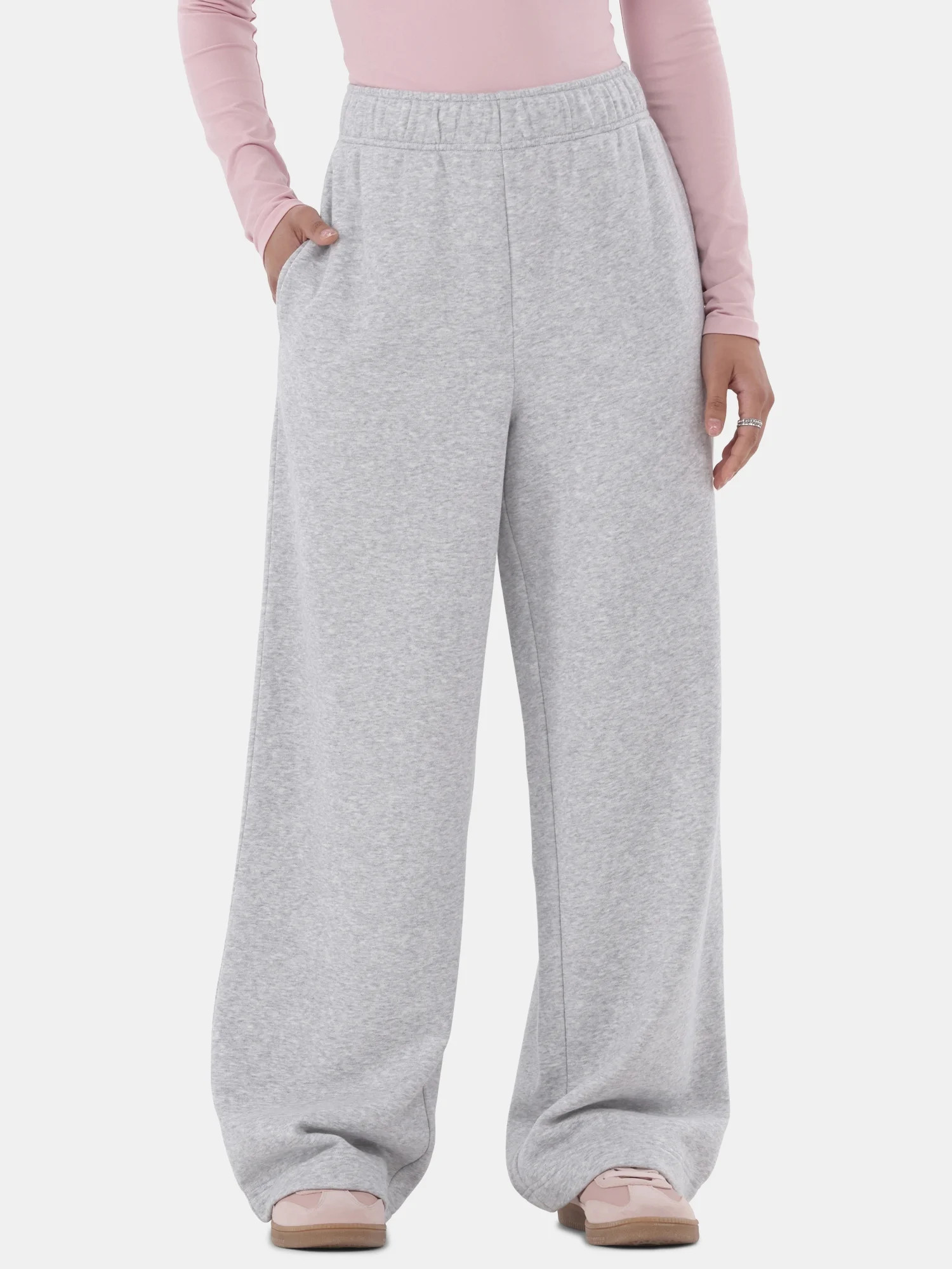 No Boundaries Soft Fleece Wide Leg Pants, 30” Inseam, 1 or 2-Pack, Women’s | Walmart (US)