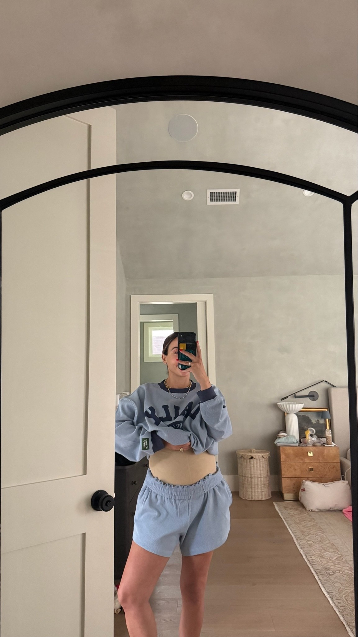 Living in this waist trainer