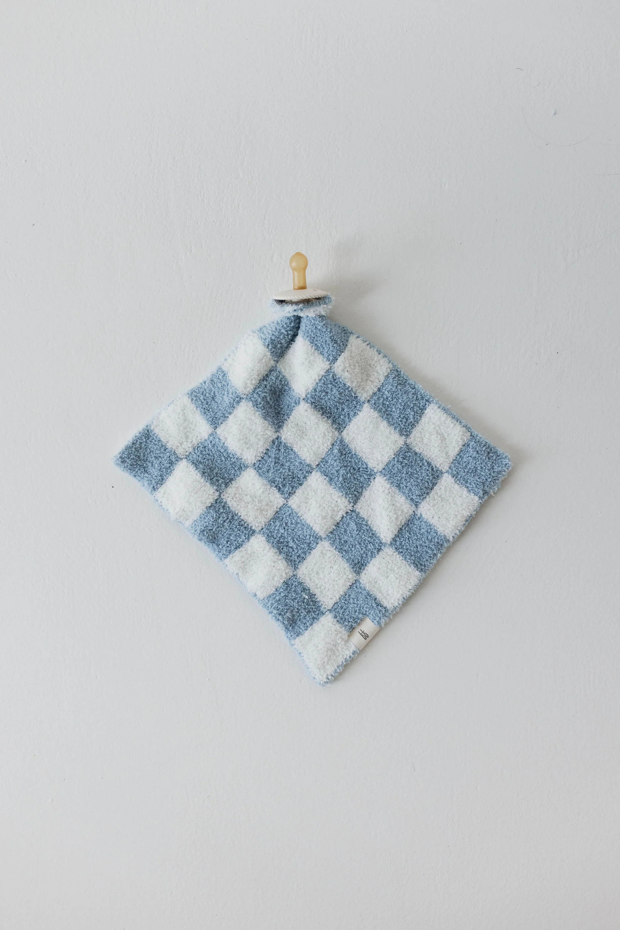 lovey - morning check | Daffodilly