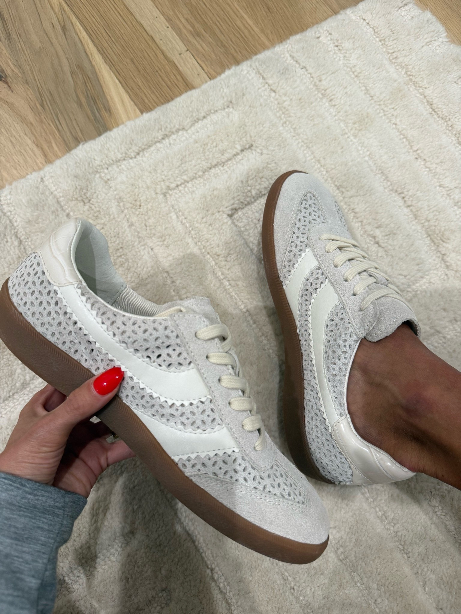 The cutest neutral sneakers part of the nsale and come in more colors

#LTKSaleAlert
