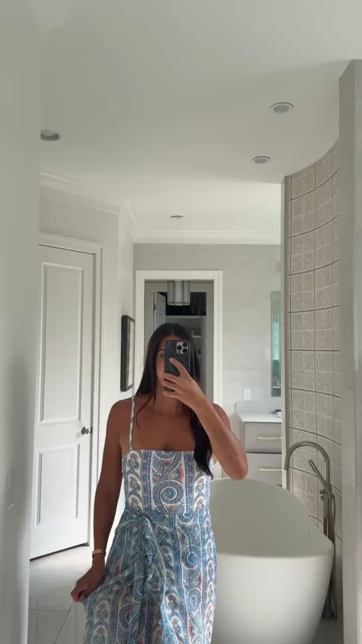 This print is everything

TTS: M

hill house, hill house new arrivals, hillhouse swimwear, swimwear, sarong, swimwear prints, travel outfit, tropical outfit, grace white 

 

#LTKTravel #LTKgrwm #LTKSwim