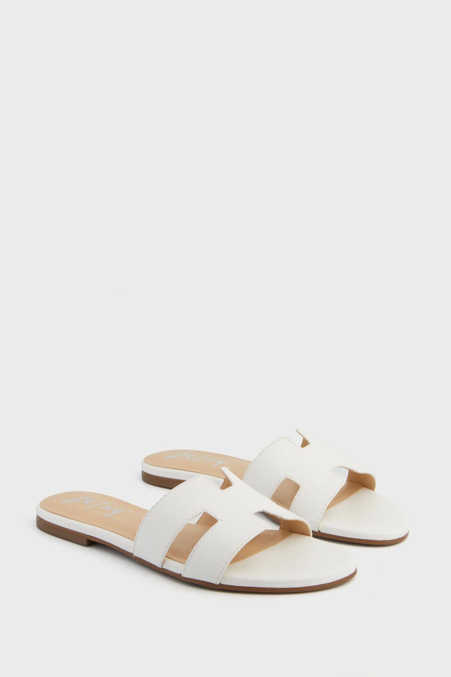 White Leather Alibi Sandals | Tuckernuck (US)