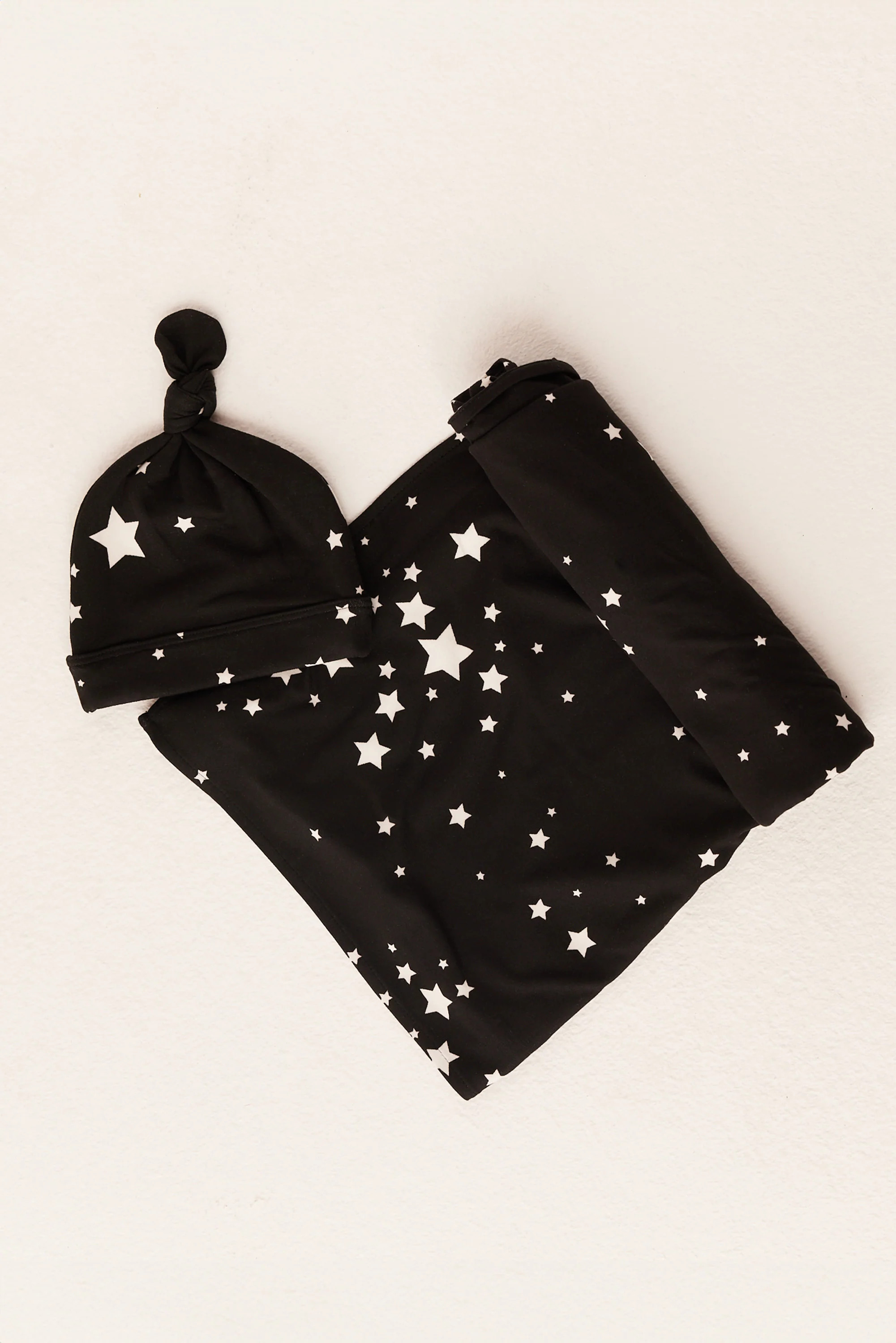Swaddle & Beanie | Black Stars | MASONgrey