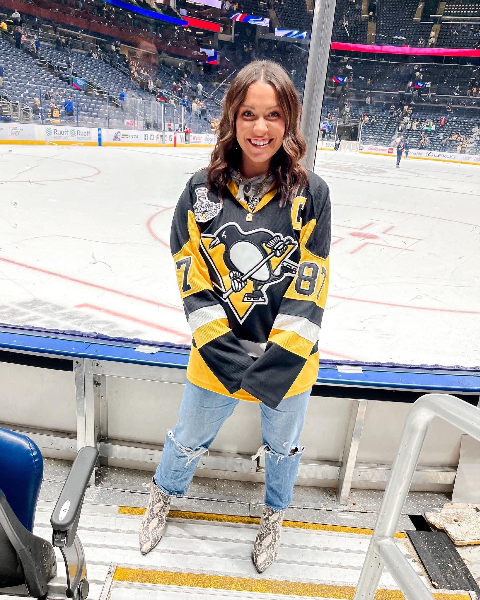Hockey game outfit, Pittsburg penguins gameday outfit inspo, jersey outfit 

#LTKfit #LTKstyletip #LTKSeasonal