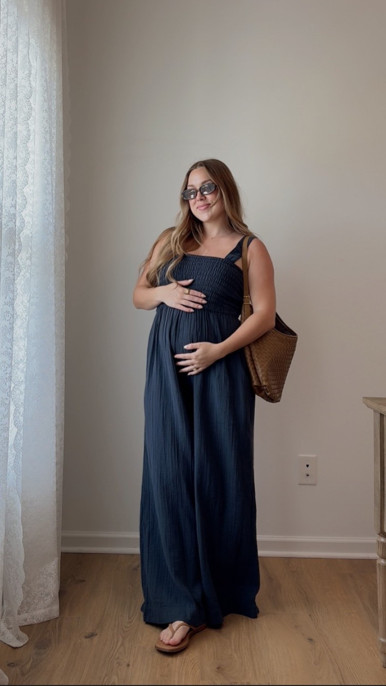 The coziest 100% organic cotton, bump friendly jumpsuit. Has adjustable straps & pockets too! Wearing a medium, I’m 5’3. 

#LTKBump #LTKSeasonal #LTKFindsUnder50