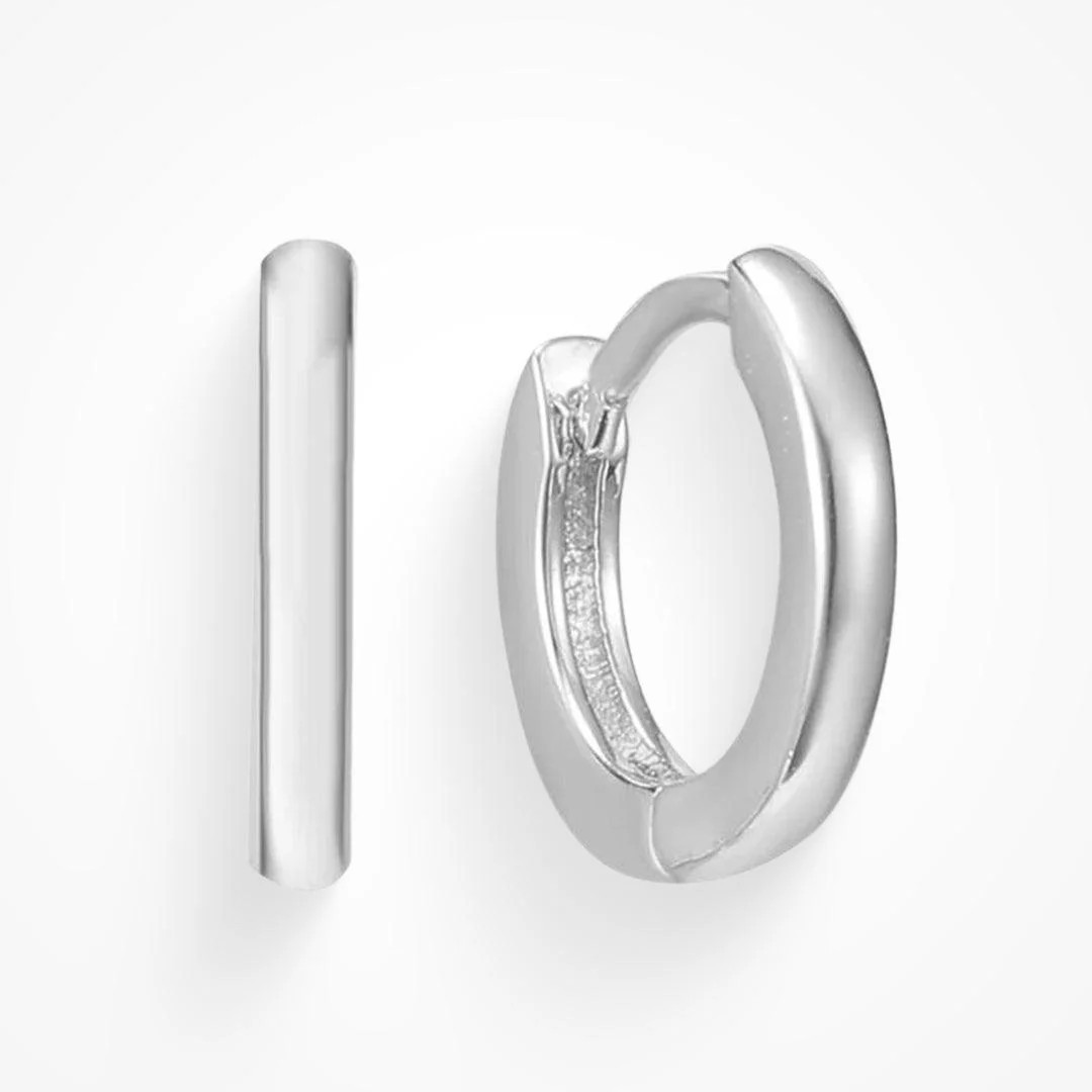 Itty Bitty Hoops | Evry Jewels