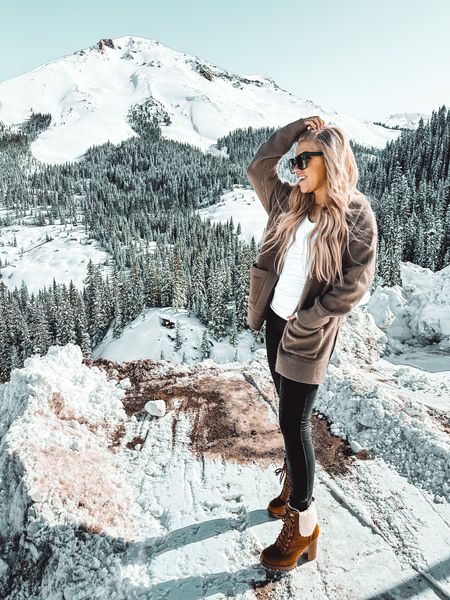 Mountain outfit - winter season

#LTKunder100 #LTKtravel #LTKstyletip