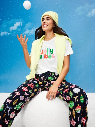 Holiday-Graphic Crew-Neck T-Shirt for Women | Old Navy (US)