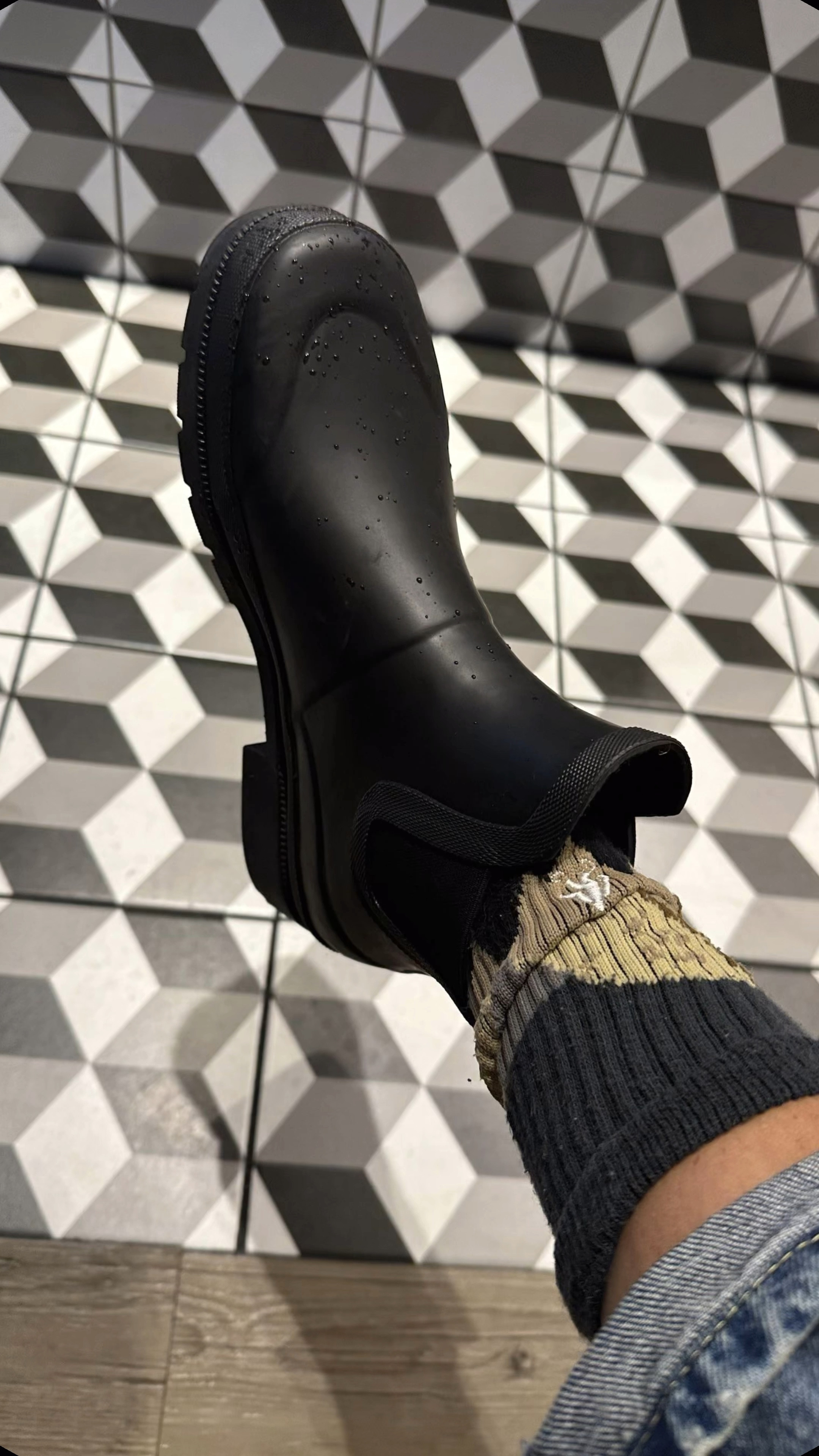 Black boots, rain boots, boots, waterproof boots,

These are the most effortless and comfortable waterproof rain boots…I sized to an 8 and they’re roomy but work with socks. Highly recommended for wet weather ☔️ 

#LTKFind #LTKshoecrush #LTKSeasonal