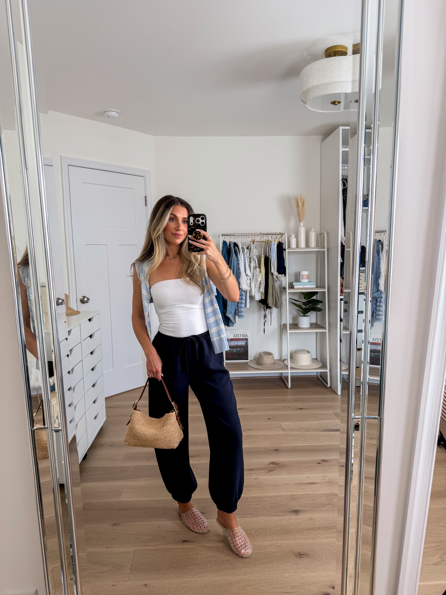 casual outfit idea styling the Aritzia radius balloon pants — I’m 5’2 for reference 
+ contour tube top; xs 
+ stripe sweater: xs
+ radius balloon pant in navy: xxs 

Petite style
Radius pants 
Crepette pants 
Summer to fall outfit 
Aritzia style

#LTKootd #LTKmomlife #LTKPetite