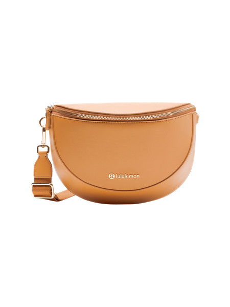 Leather Alternative Saddle Crossbody Bag 2L | Lululemon (US)