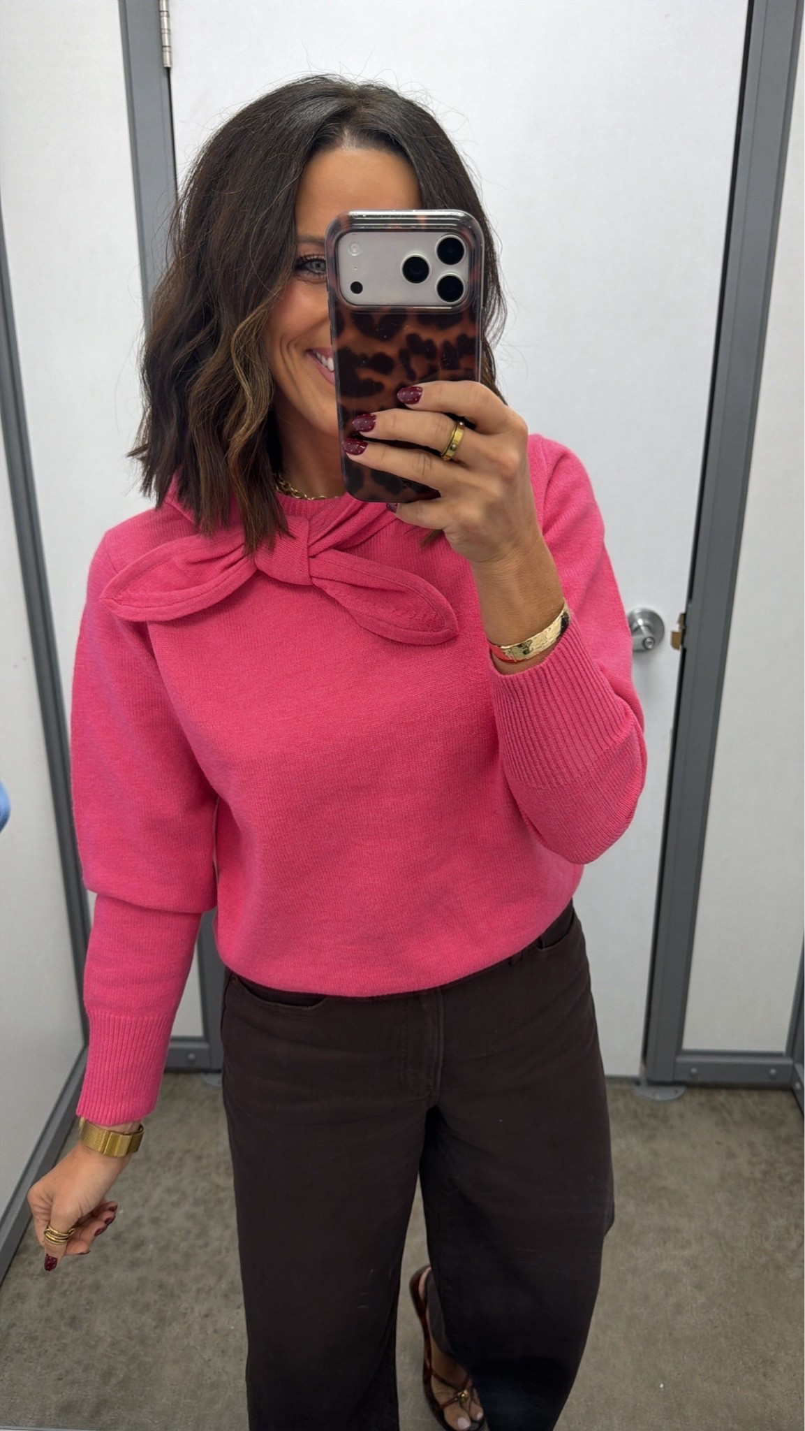 the cutest little bow sweater 💗 such a fun Walmart find for fall!

@Walmart 

size xs

#WalmartFinds #WalmartFashion #WalmartStyle #FallFashion #FallStyle #AffordableFashion #SweaterWeather #LTKCreator #LTKFashion

#LTKootd #LTKootd