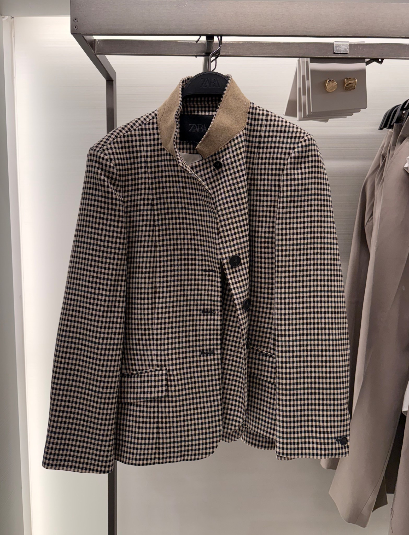 Zara Spring Jacket 🌷

#LTKuk #LTKeurope #LTKspring