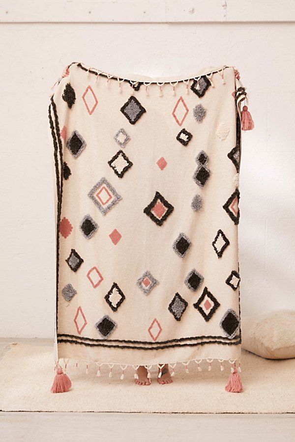 Diamond Tufted Throw Blanket - Assorted at Urban Outfitters | Urban Outfitters (US and RoW)