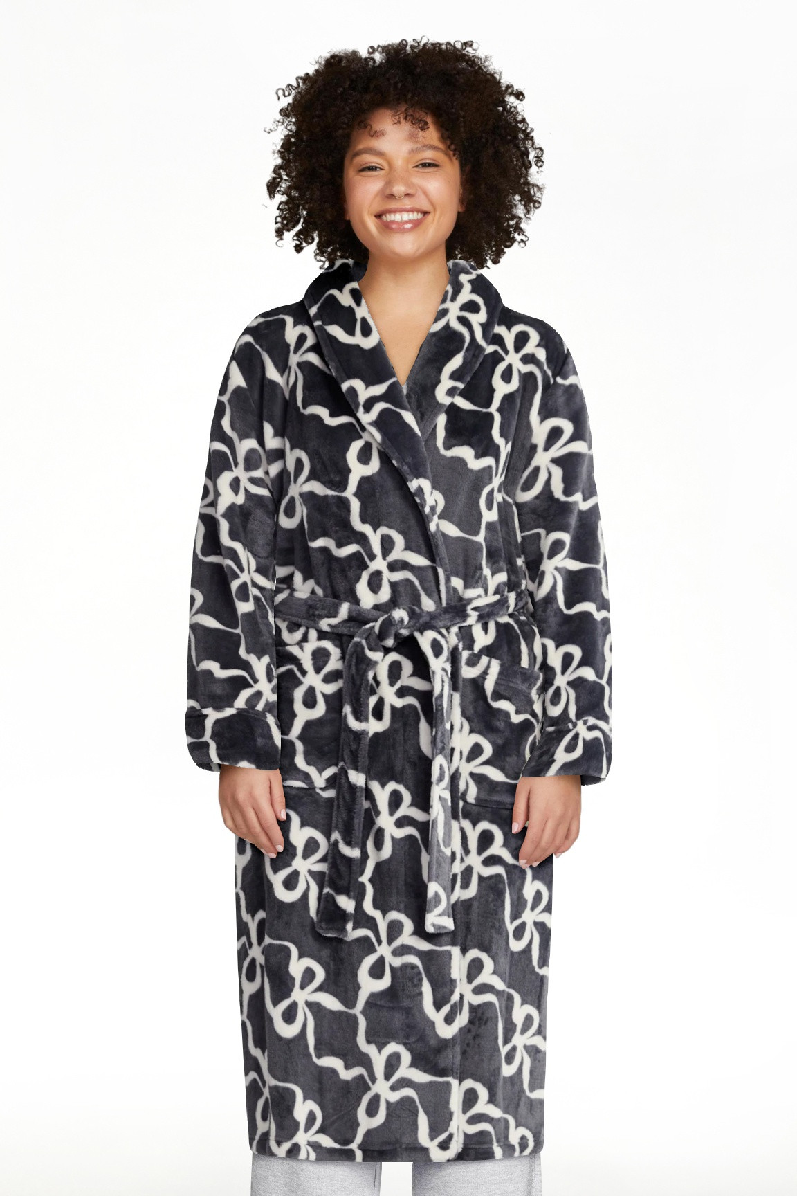 Joyspun Women's Plush Robe, Sizes S-3X | Walmart (US)