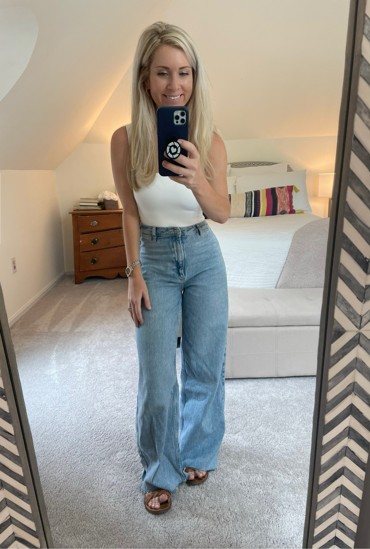 Monday Monday - relaxed jeans with my fav bodysuit 

#LTKFind #LTKunder100