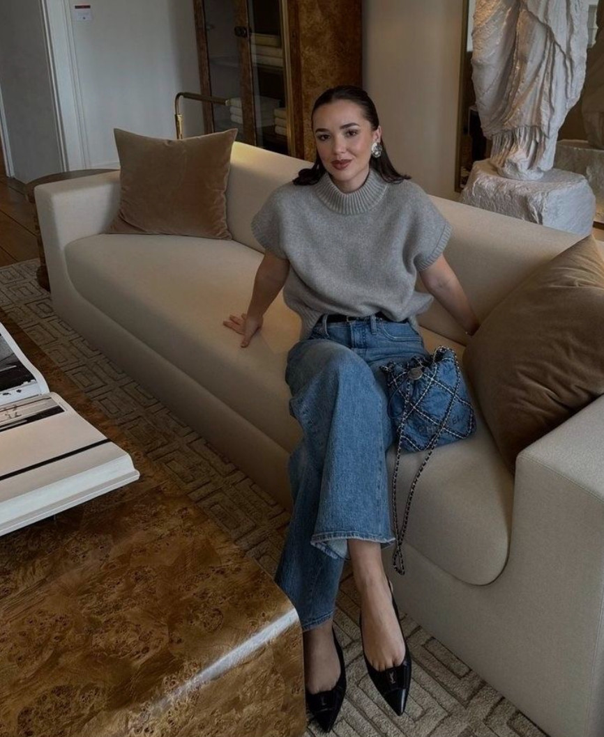 This simple sweater and jeans outfit proves that elevated everyday style is all about polished basics and timeless accessories.
A soft knit, classic denim, pointed heels, and a structured bag instantly make this casual look feel refined and effortlessly chic. 

 #LTKdayinmylife #LTKootd