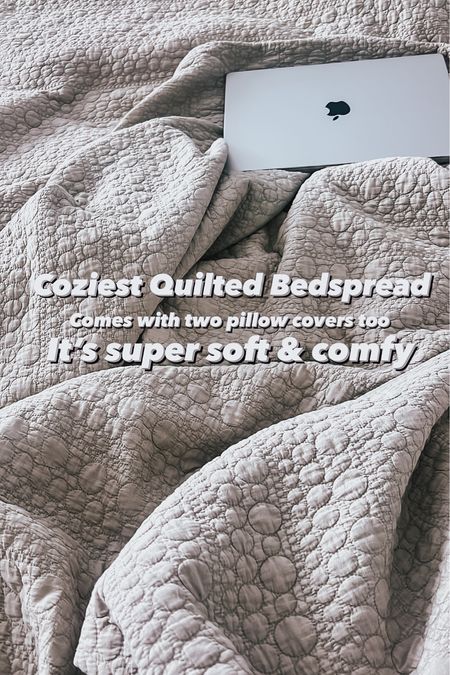 The coziest quilted comforter & matching pillows from Amazon 😍
#founditonamazon 

#LTKfindsunder100 #LTKstyletip #LTKhome