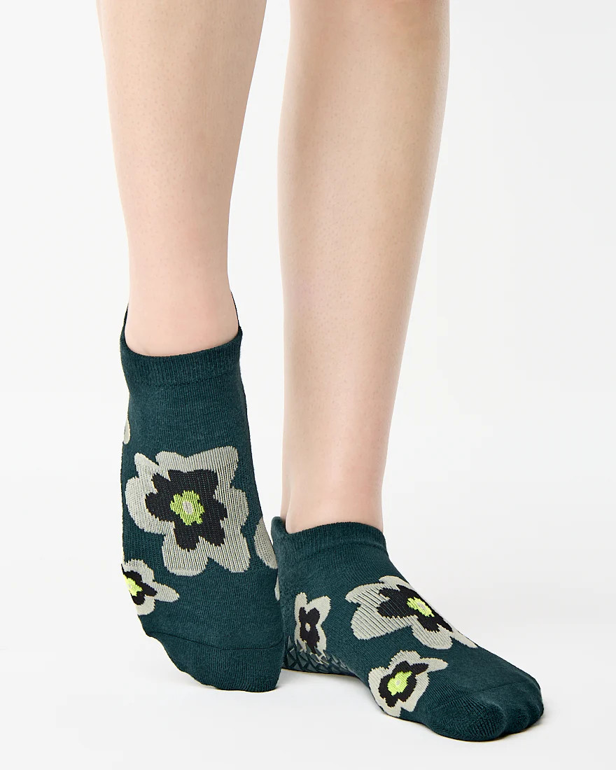 Posy Full Foot Grip Sock | Pointe Studio (US)