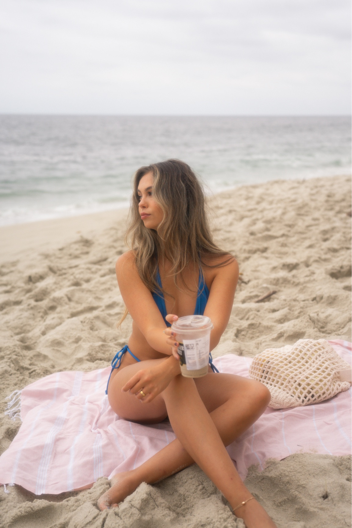 🐚🌊☁️✨🌛 


#LTKfindsunder50 #LTKitbag #LTKswim