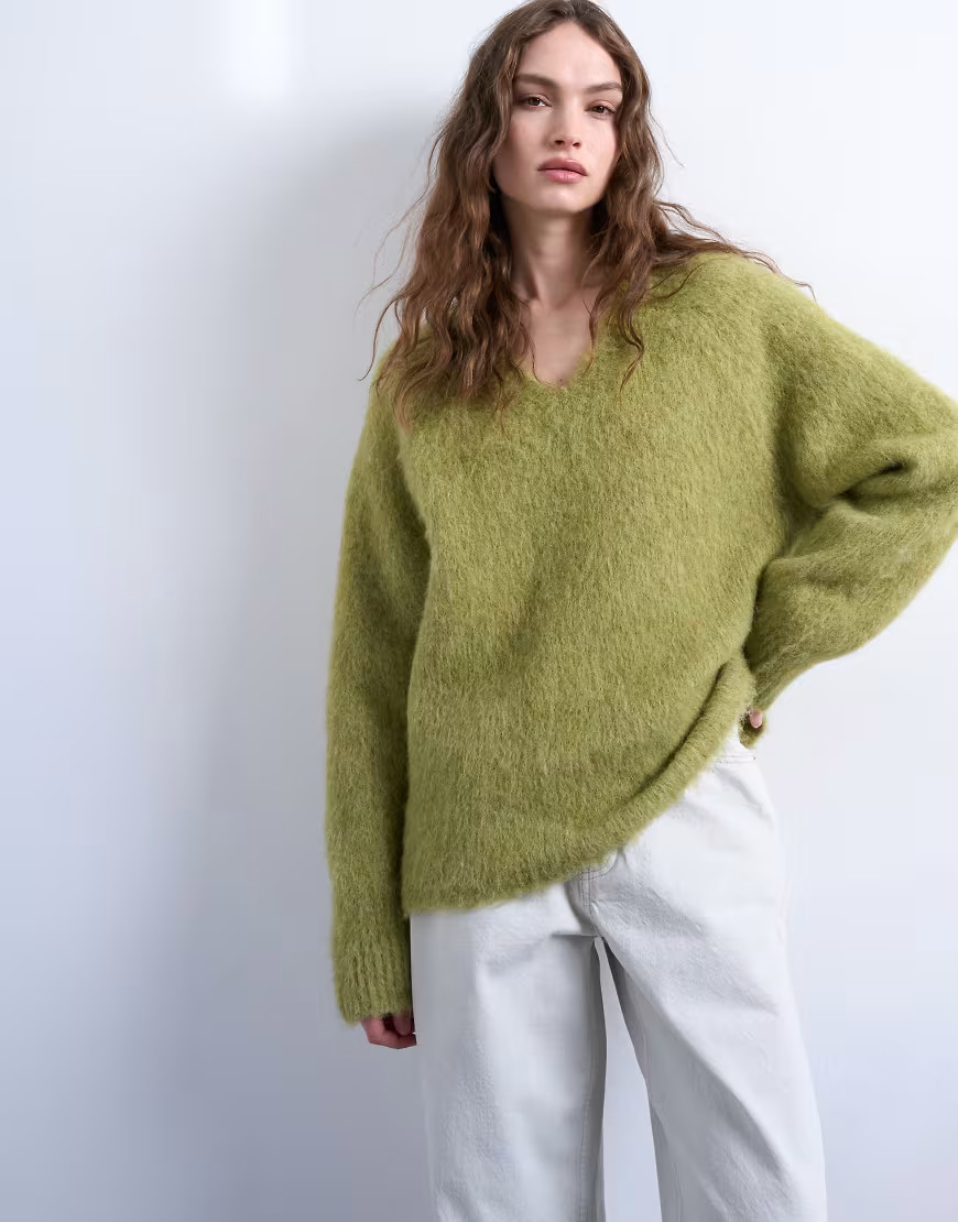 Topshop knitted premium alpaca v neck jumper in avocado-Green | ASOS (Global)