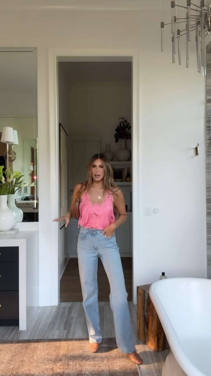 my jeans are on sale at abercrombie! all $50 off $150 with code WKNDREADY 

wearing a small top and 27 regular in denim! 

 #LTKSaleAlert