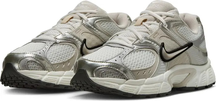 V5 RNR Sneaker (Women) | Nordstrom Rack