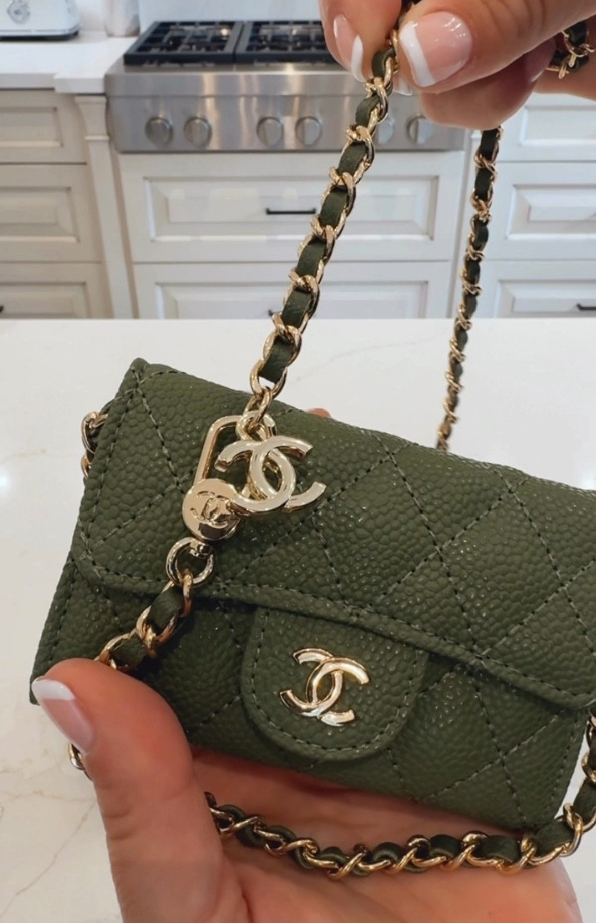 Under $30
Summer wallet
Wallet on a chain


#LTKSaleAlert #LTKSpringSale #LTKootd