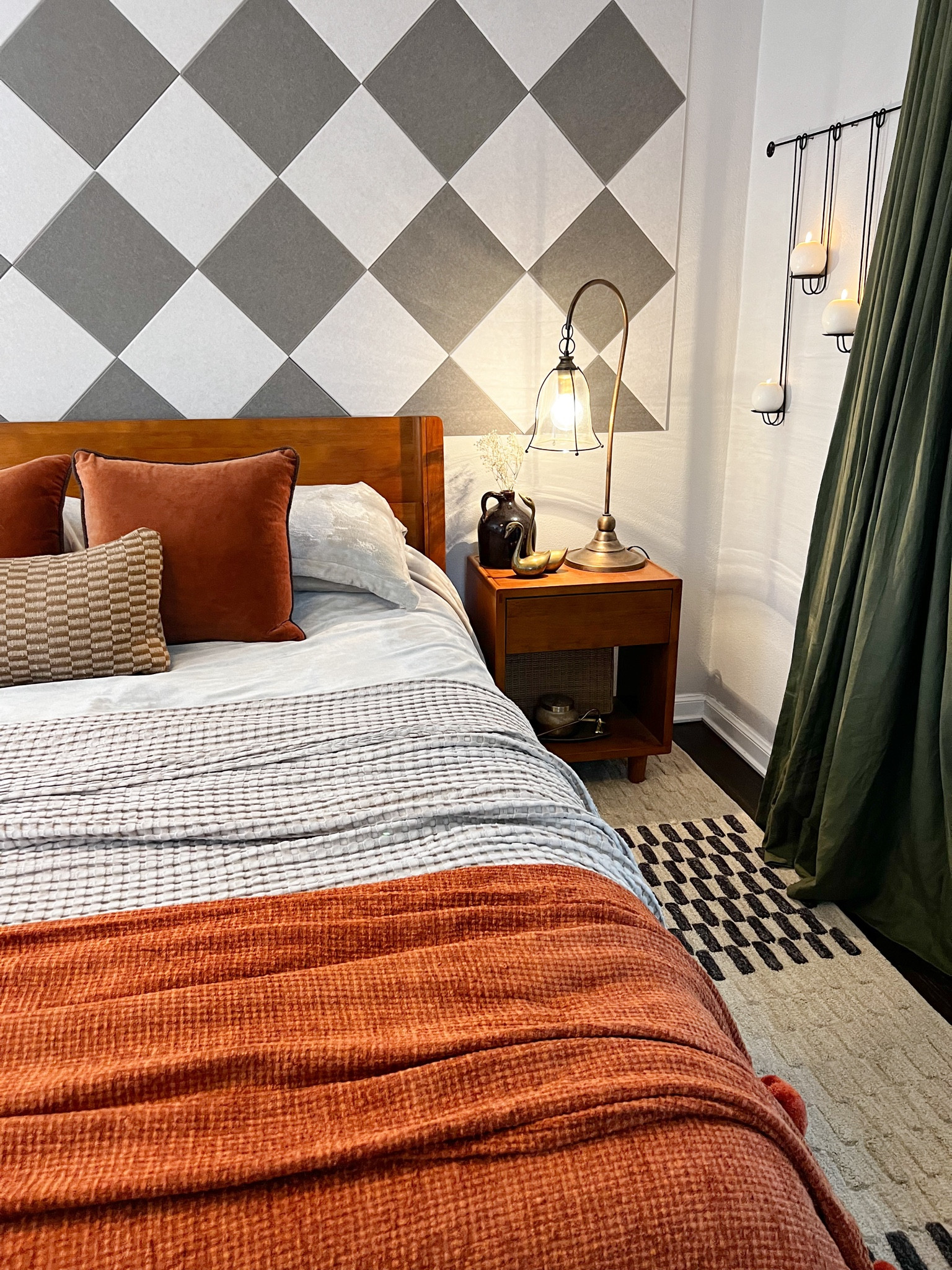 Favorite checkered loloi rug and waffle blanket! 

#LTKsalealert #LTKfindsunder100 #LTKhome