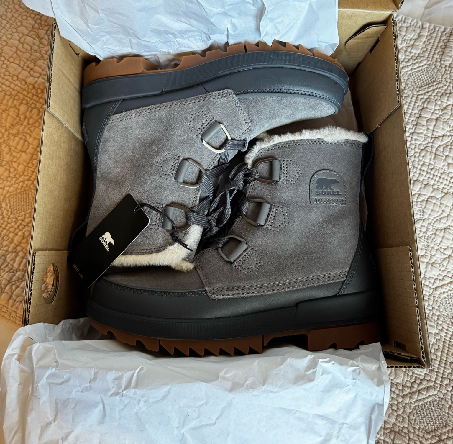 Sorel Tivoli IV waterproof boots

I went a .5 size up