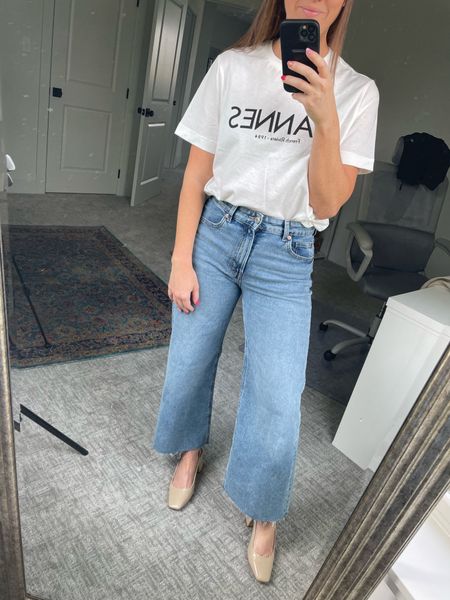 New hm finds! You need these $20 jeans! Such good stretch! 


Hm finds
Spring finds
Hm look for less 