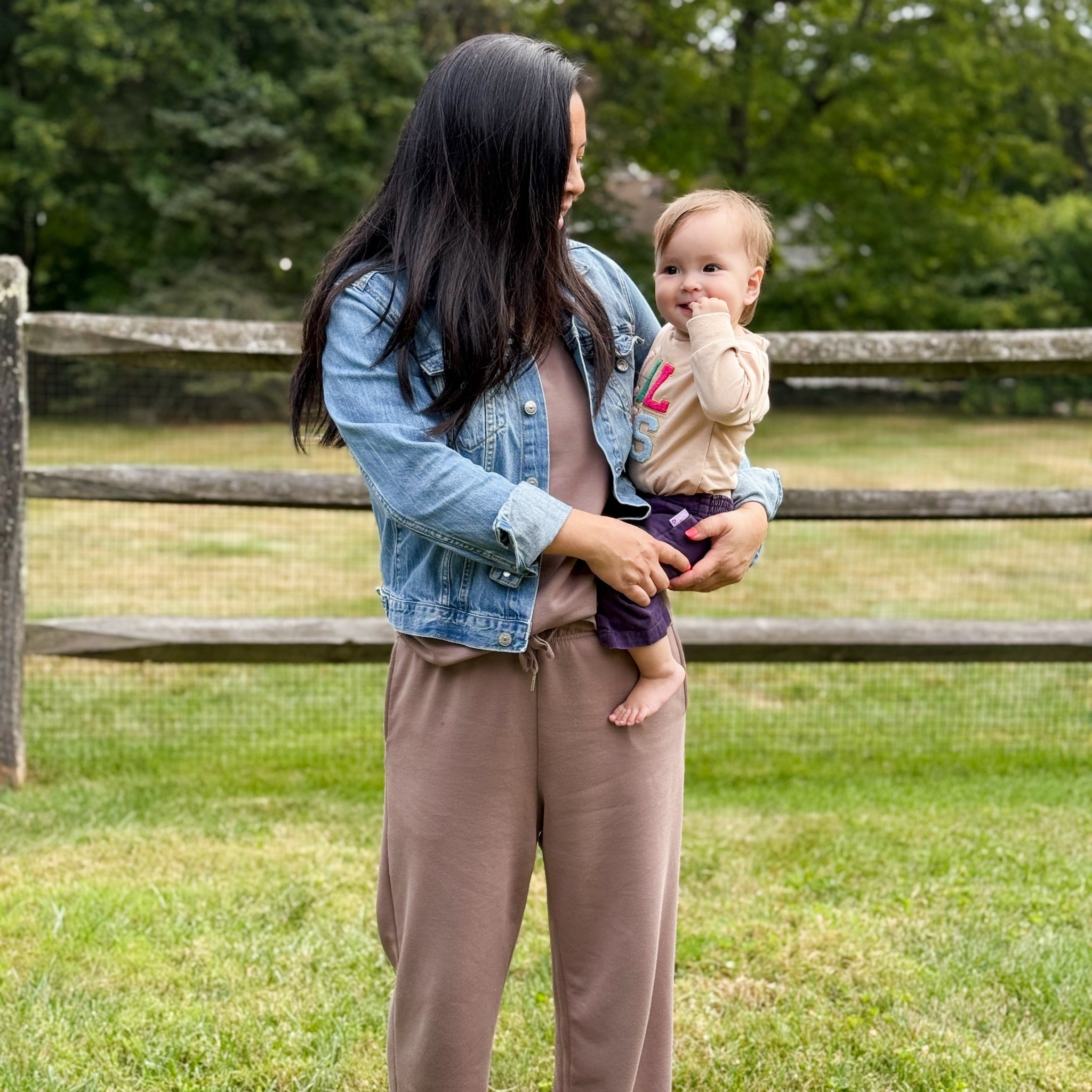 Amazon finds + a jean jacket = cutest fall outfit ever.  Cozy season is officially here!  

#LTKFindsUnder50 #LTKPetite #LTKStyleTip