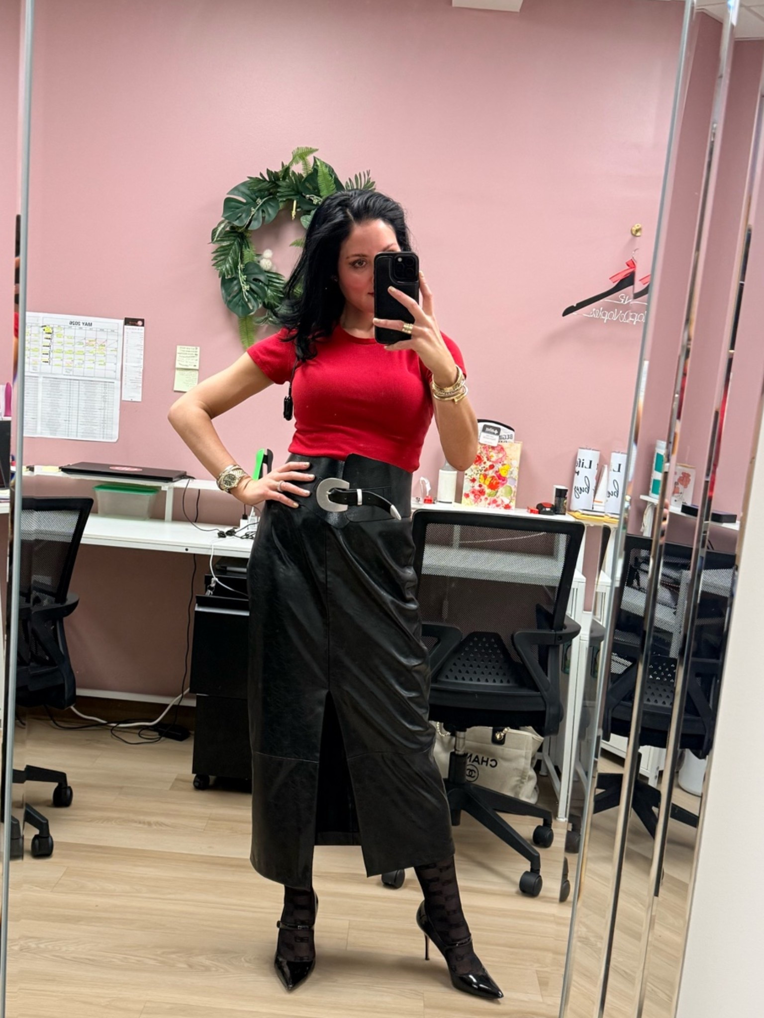 🖤♥️❤️

#LTKgrwm #LTKootd #LTKmomlife