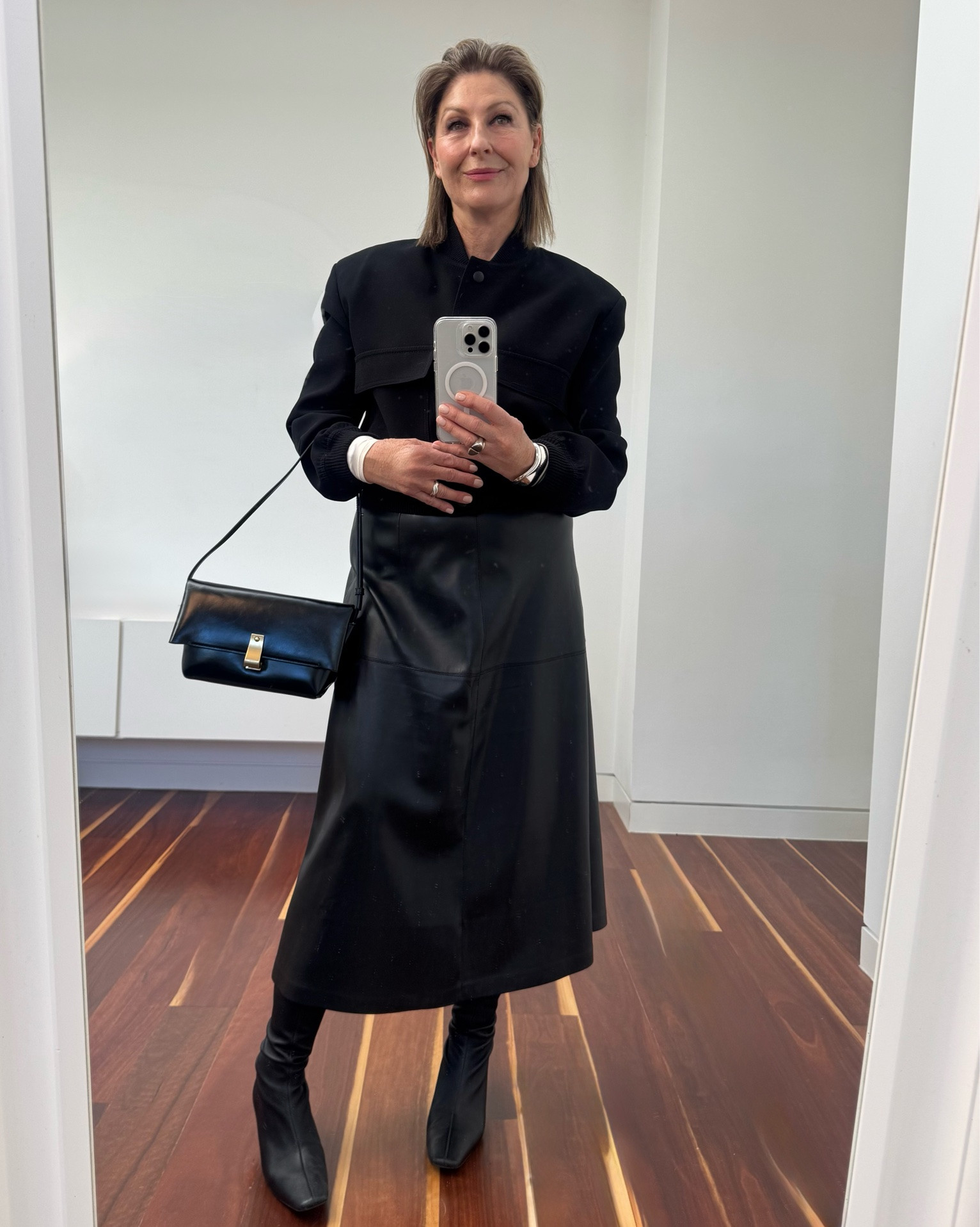Loving the sale right now @David Jones 
So many good things , it’s hard to choose!  (sometimes it be overwhelming right ?)
Never fear FiFi is here !
I’ve done the hard work for you and tracked down some fantastic pieces to invest in. Pieces at great prices that you will wear into next season too.

My tip: make a list of what you feel is missing in your wardrobe, then stick to the list & find what you want - at the right price.
I knew I was missing a chic black every day bag that would also be small enough to work from day to evening.  Nabbed this gorgeous one from oroton on sale @David Jones and it’s a winner ! 

Shop my picks below on sale at David Jones which are all FiFi approved.

#LTKaustralia #LTKover50style #LTKsale