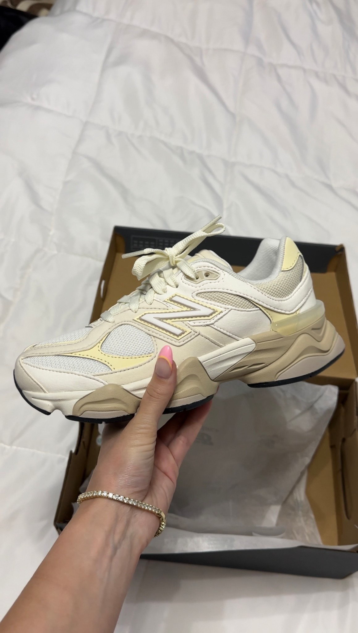 Gym shoes, new balance 9060, sneakers, workout shoes 

#LTKSummerEdit #LTKShoeCrush #LTKFindsUnder100