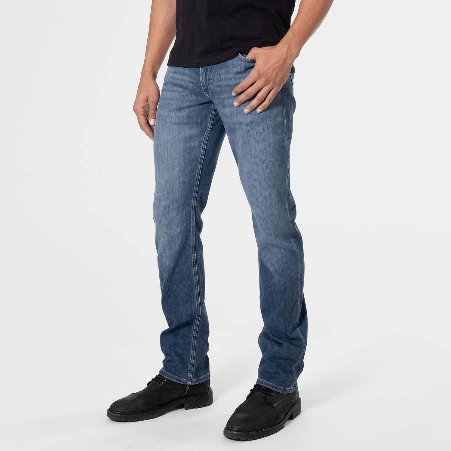 Medium indigo Wash Straight Comfort Jeans | True Classic